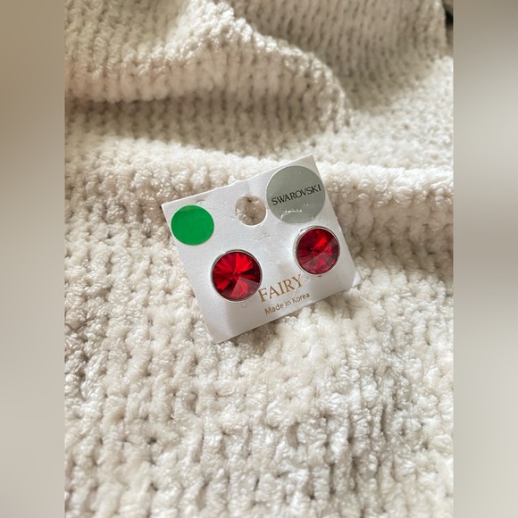 Swarovski Crystal earring set - Picture 3 of 4